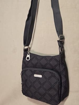 Baggallini Crossbody Purse Bag Travel Black & Dark Gray Geometric Print Small - Image 1