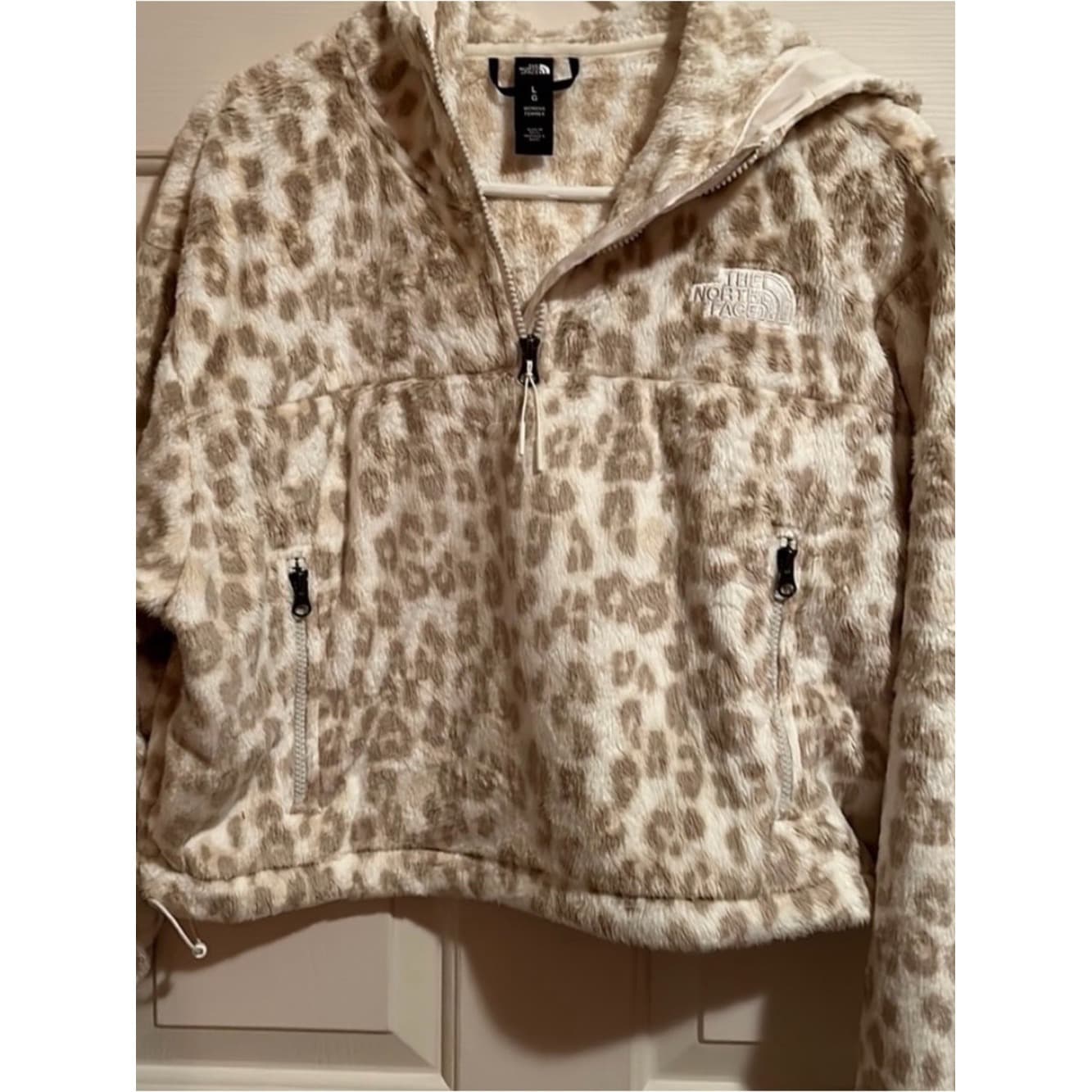 North Face Cropped Leopard Osito Hoodie Jacket 3/4 zip - Image 1