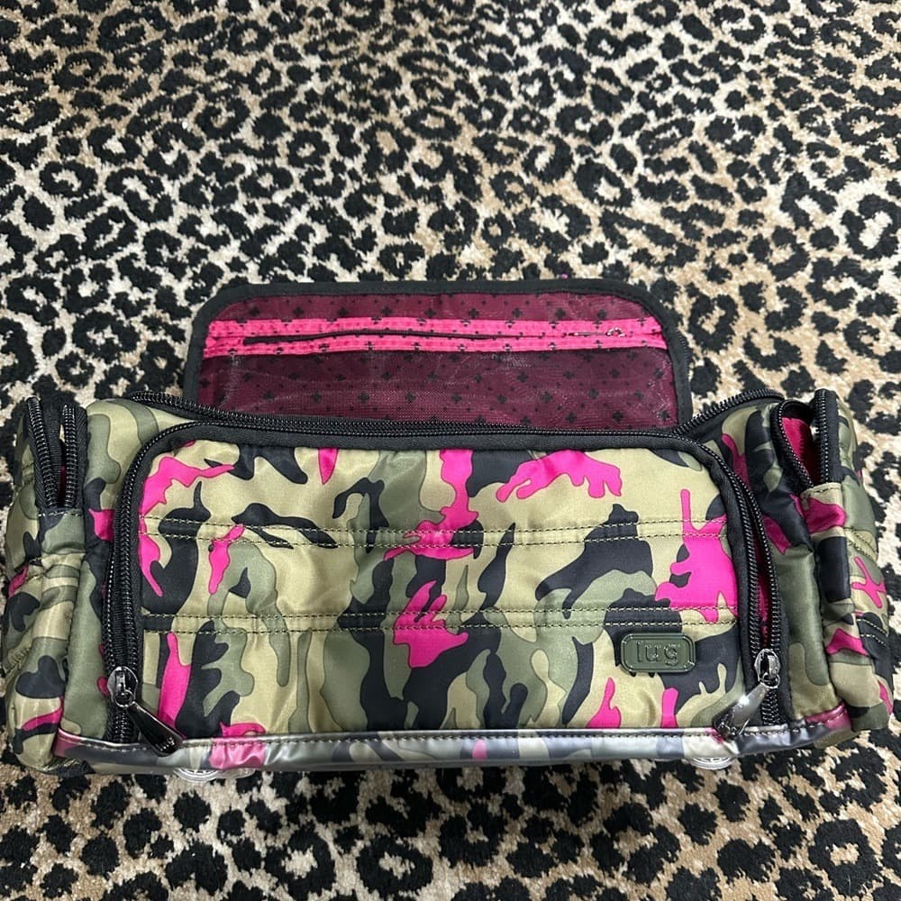 Lug Camo Trolley in Olive Green and Hot Pink - Image 1