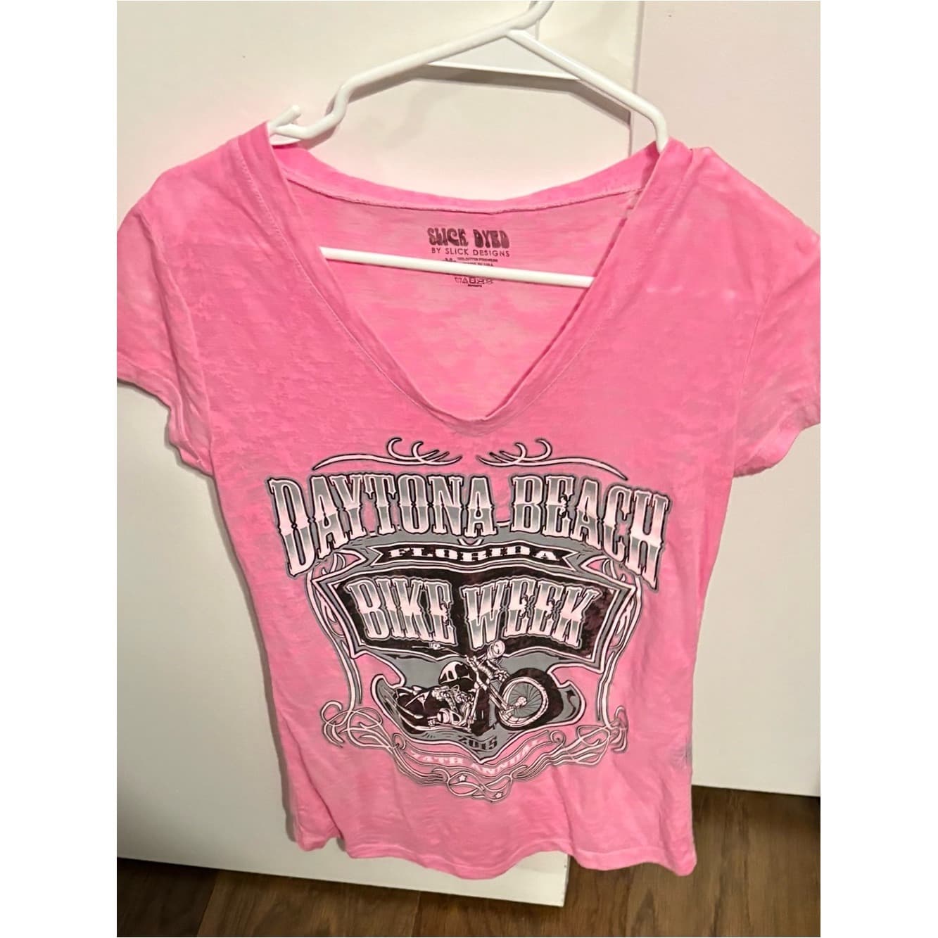 Slick Designs Daytona Beach Bike Week Pink V-Neck Tee - Image 1
