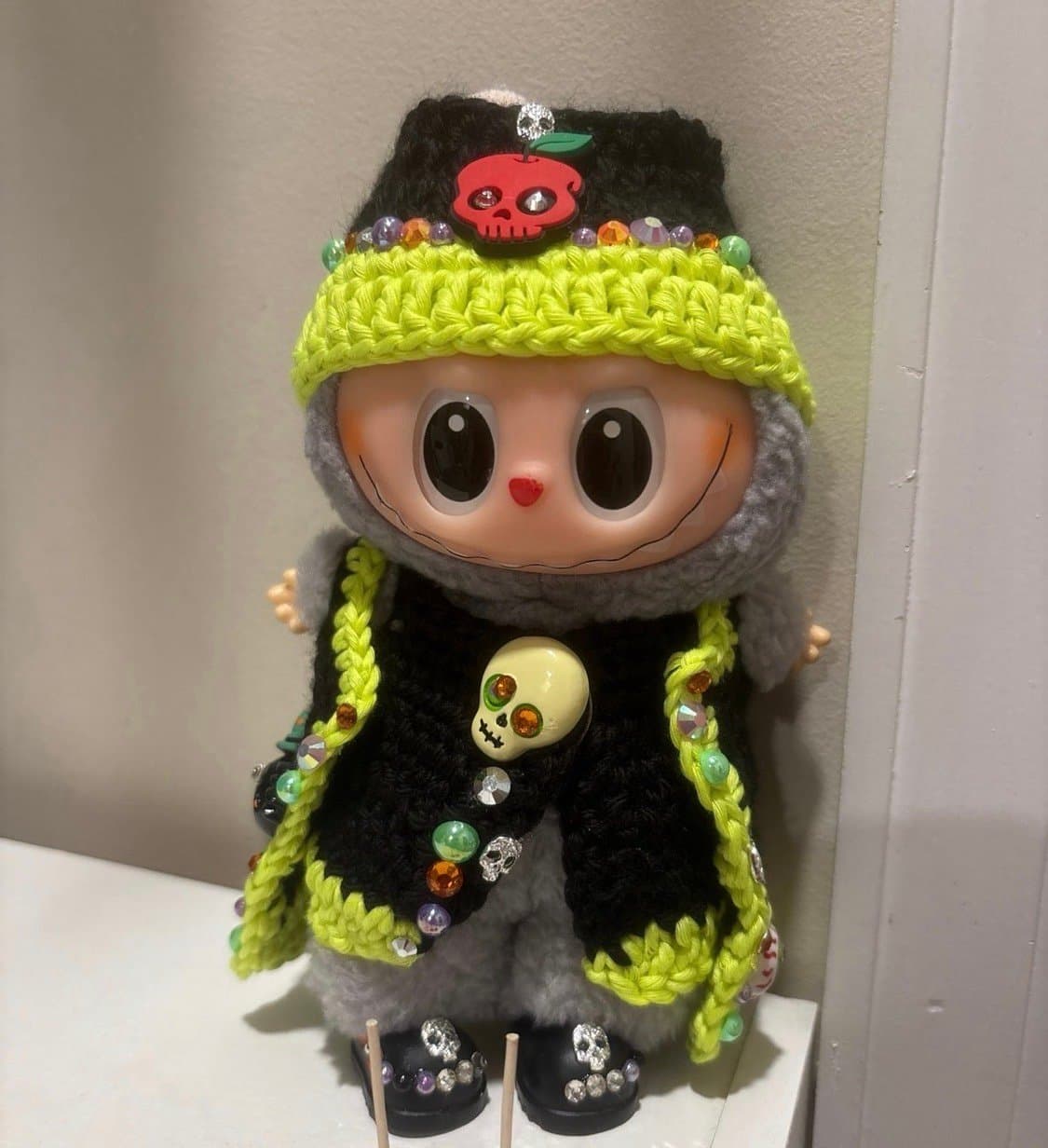 Labubu Glow in the Dark outfit - Image 1