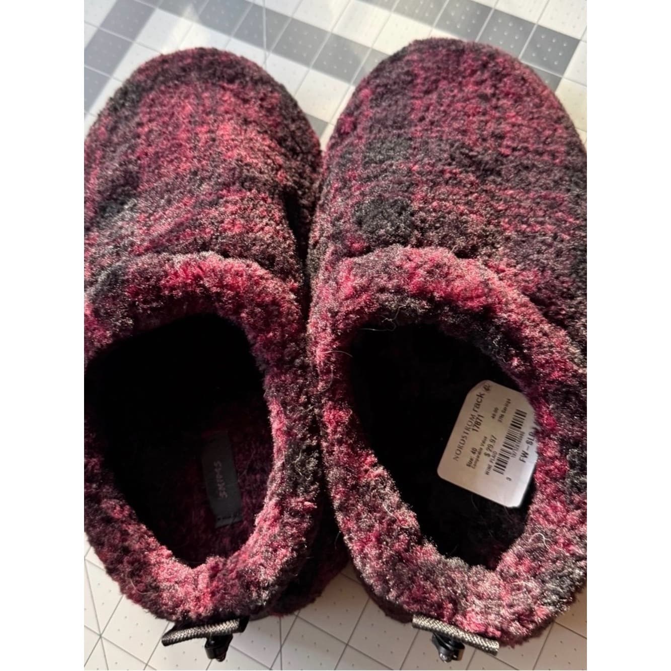 SKIMS Cozy Plaid Slippers - Image 1