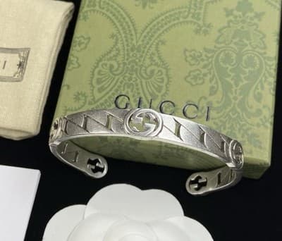 Gucci Interlocking Sterling Silver Cuff Unisex Bracelet Comes W Box