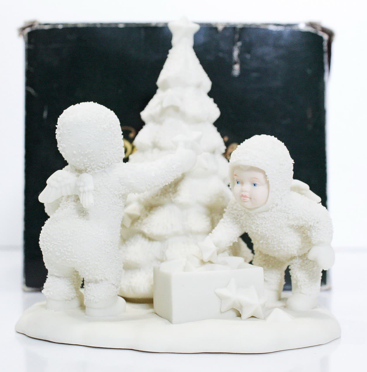 DEPARTMENT 56 Snowbabies "We Will Make It Shine" Christmas Figurine In Box - Image 1