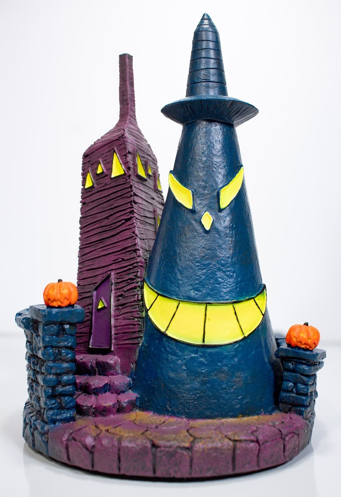HAWTHORNE VILLAGE "Conehead House" The Nightmare Before Christmas Figure - Image 1