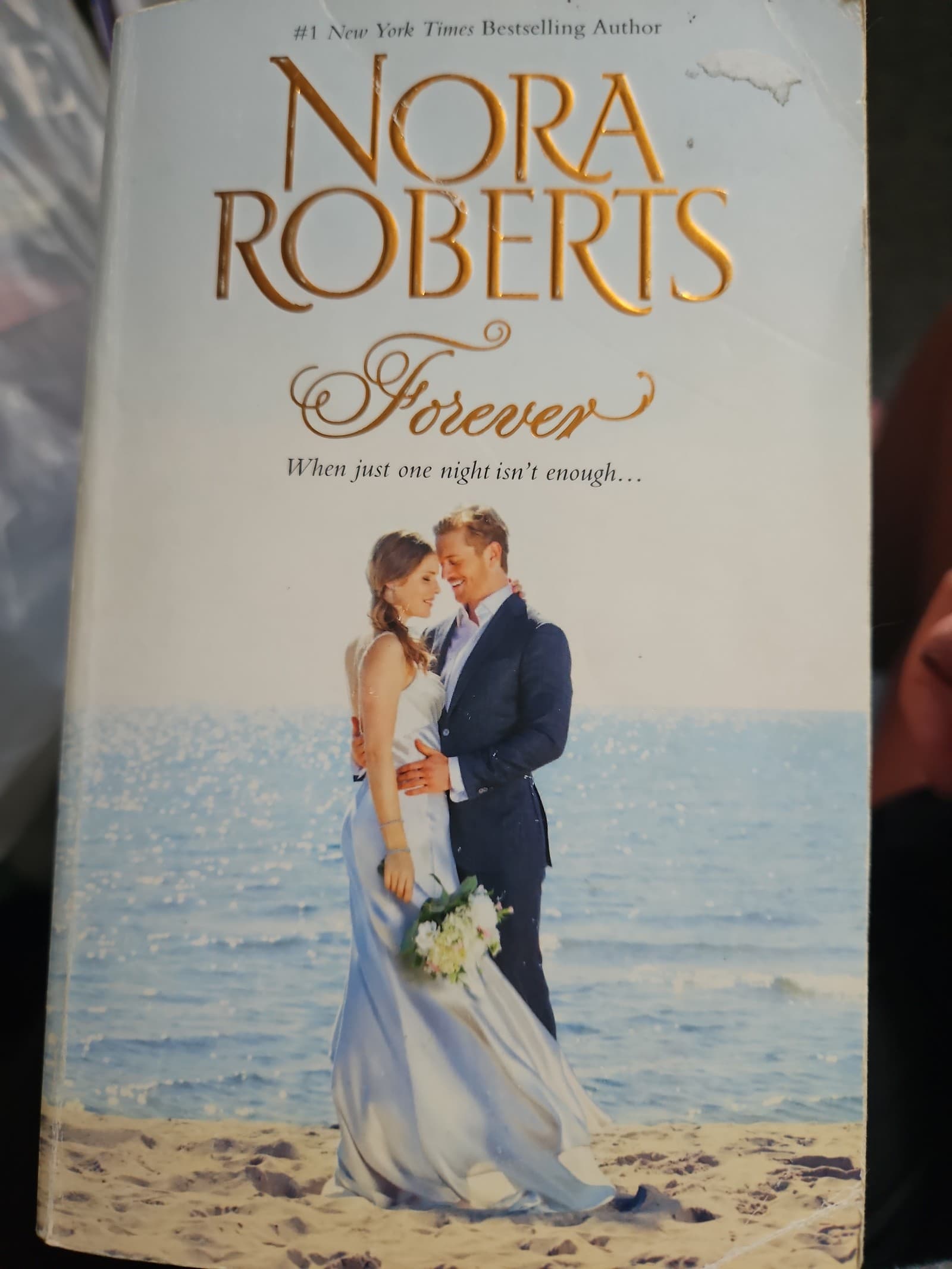 Forever. Nora Roberts. Buy 3 books get 1 free - Image 1