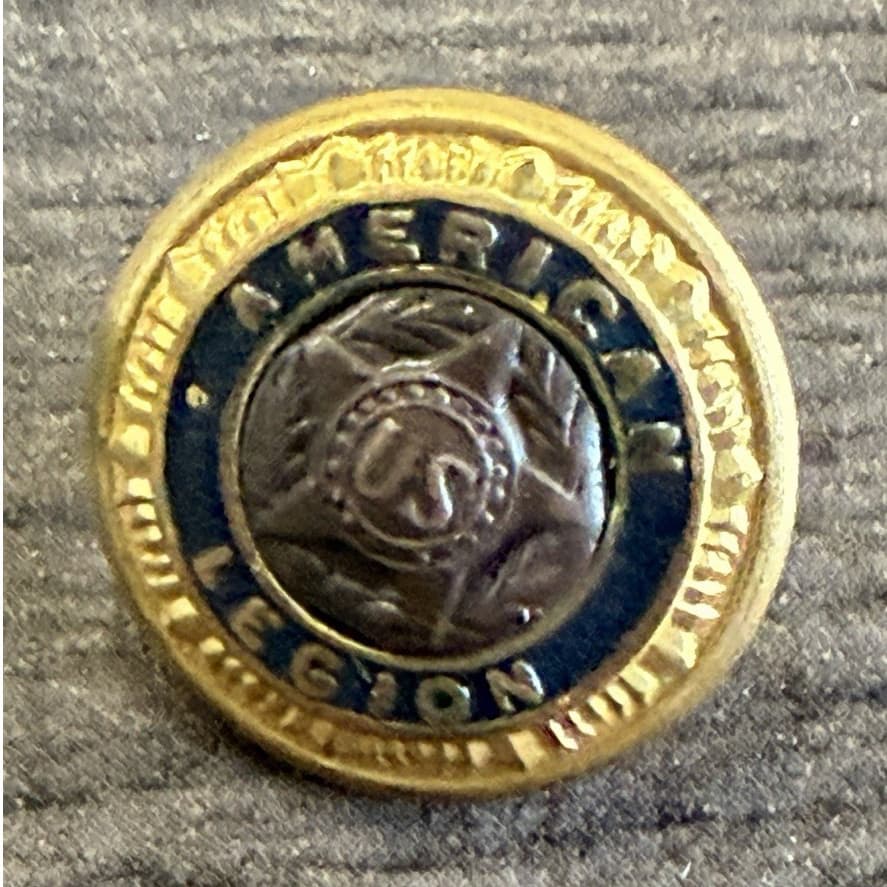 American Legion Veterans Gold Star Coat Button