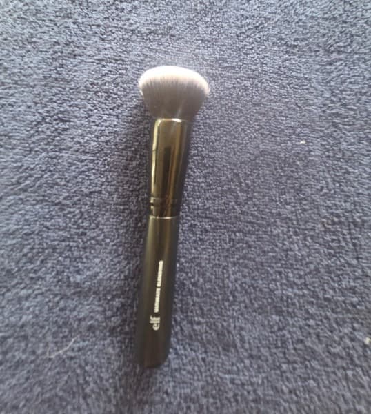e.l.f. Ultimate Blending Brush for seamless foundation, bronzer & blush