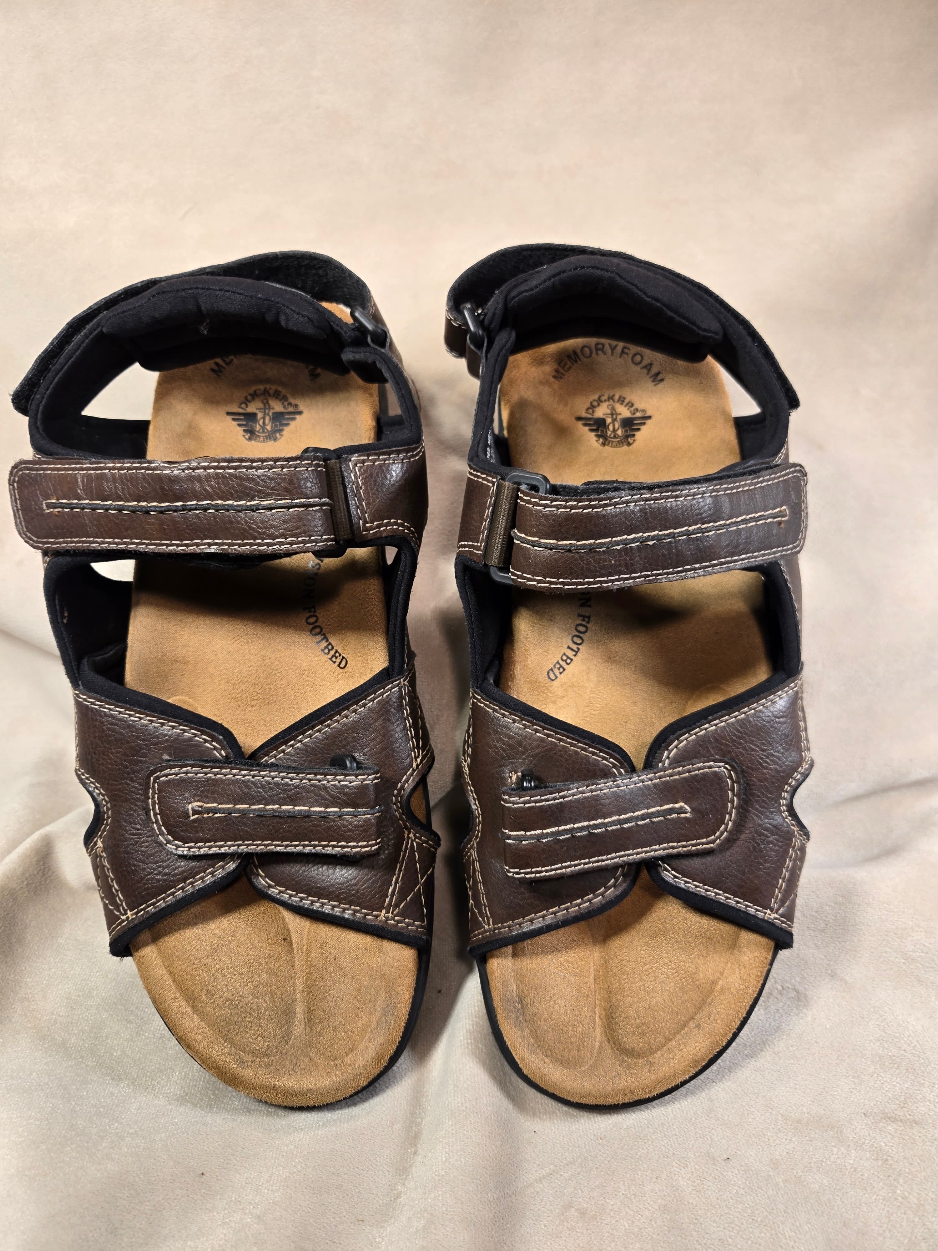 Dockers Men's Newpage Three-Strap Memory Foam Sandals - Brown