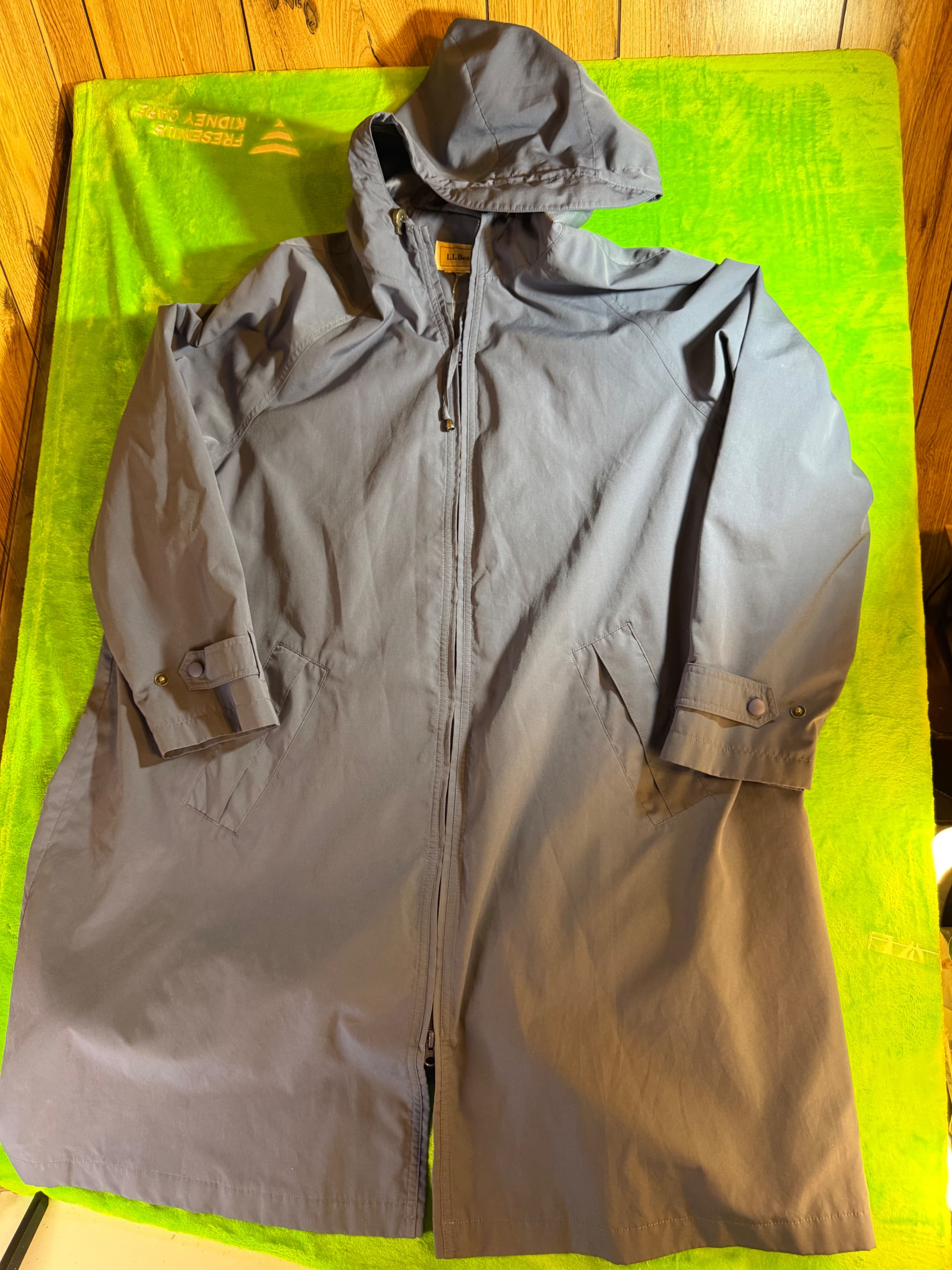 Vintage L.L. Bean Hooded Blue Raincoat with Adjustable Cuffs