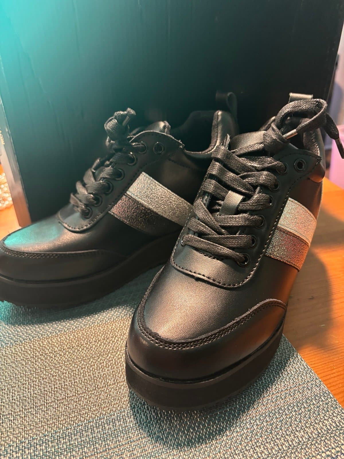 Leather Fashion Sneaker - Size 7 Women