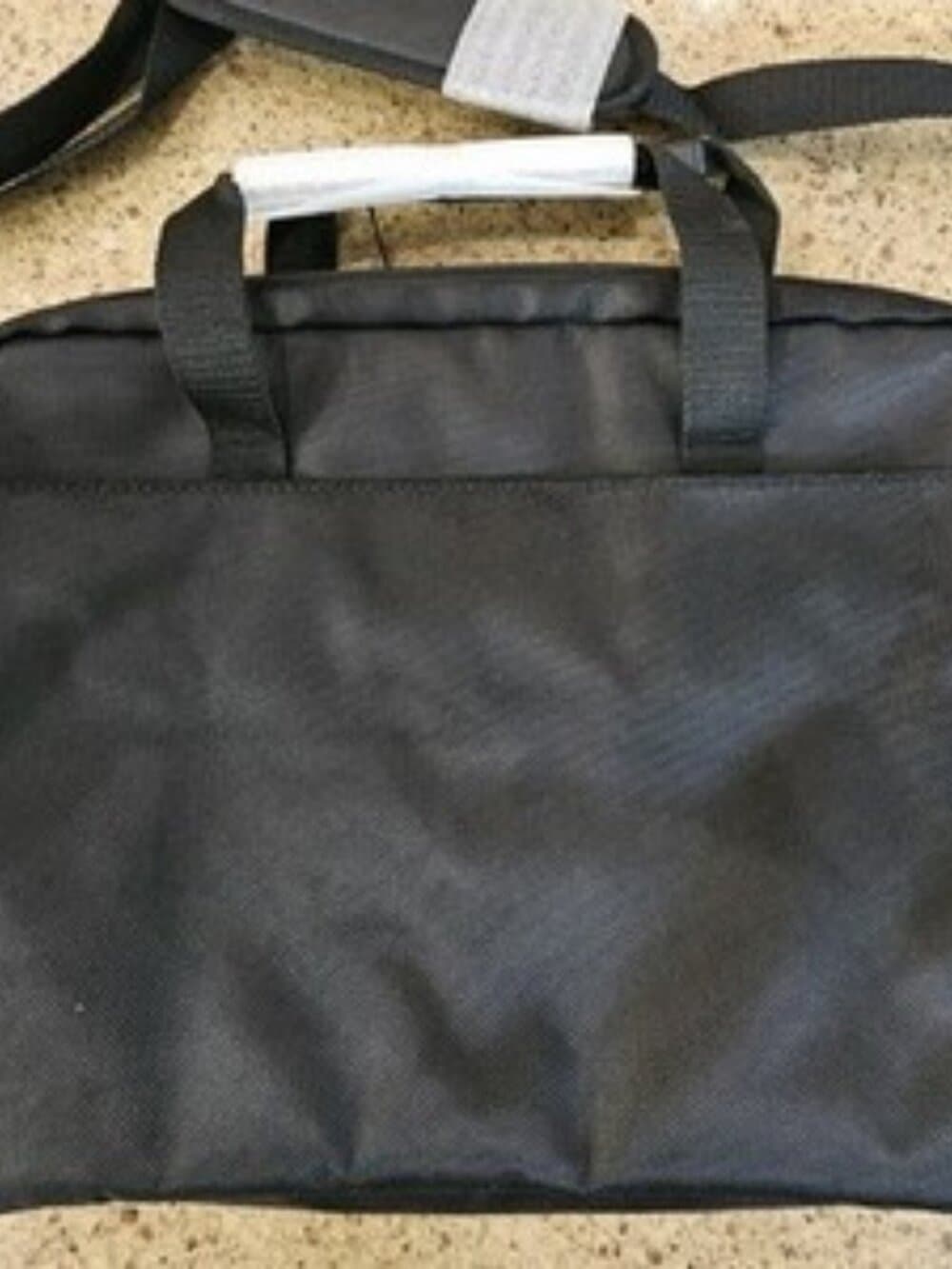 Samsonite Classic Business Padded Pocket Laptop Briefcase, Black 14" x 11" x 2"