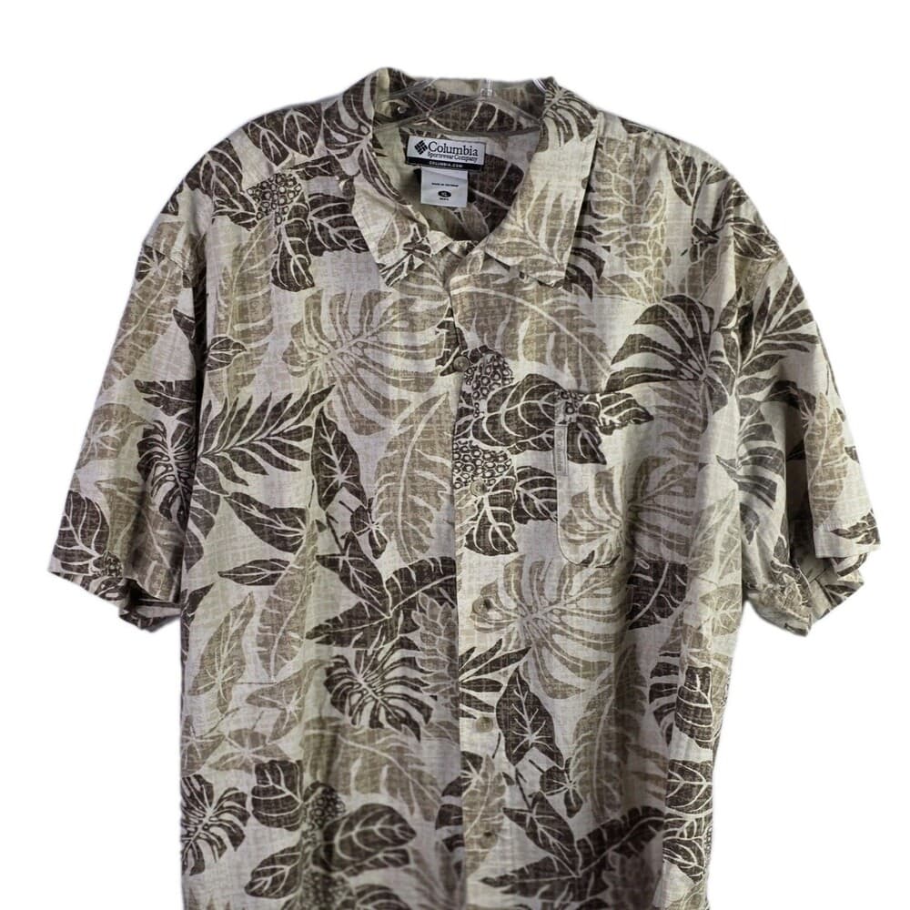 Columbia Men's XL Beige Hawaiian Short Sleeve Cotton Blend Button-Down Shirt