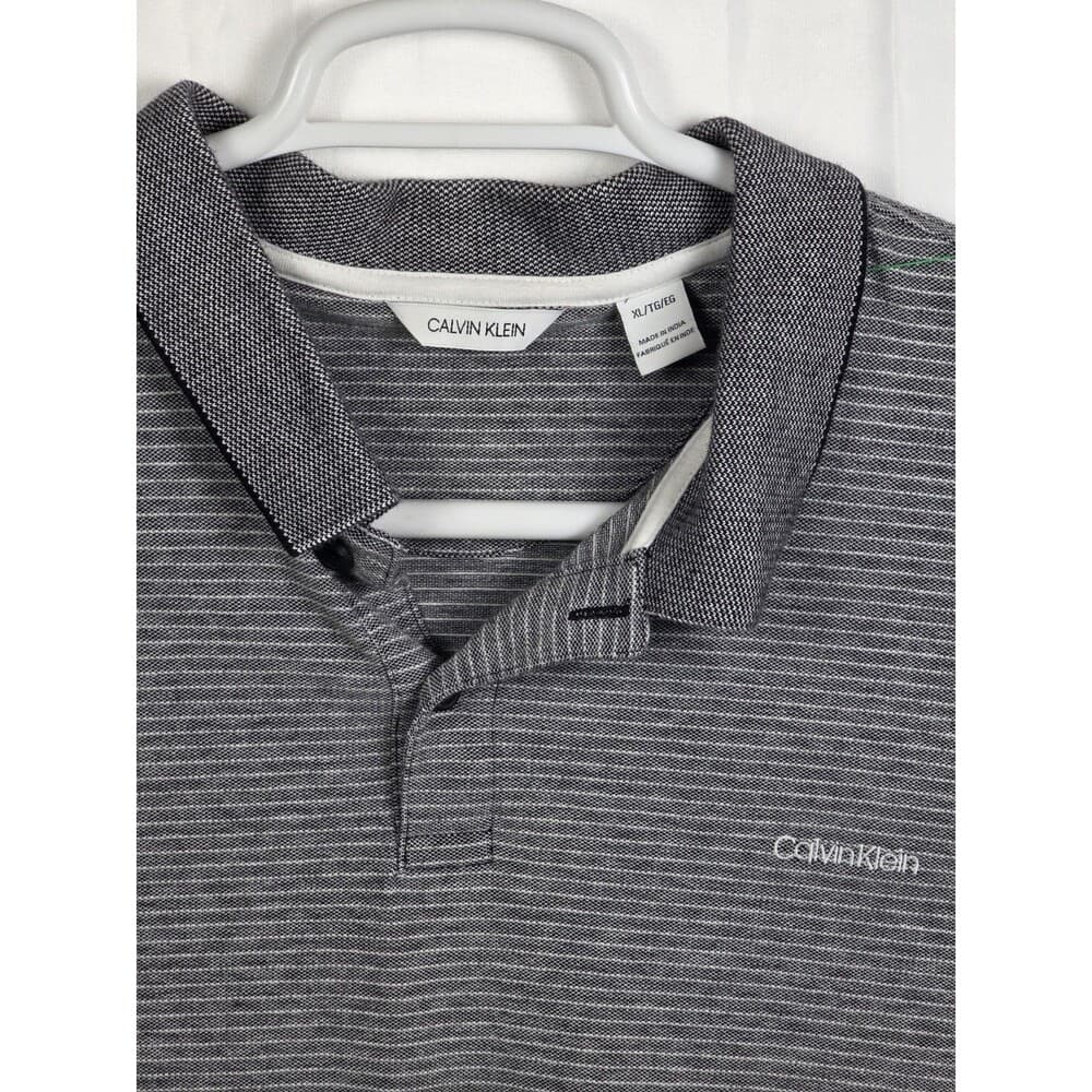 Men’s Calvin Klein XL Gray Short Sleeve Polo Shirt