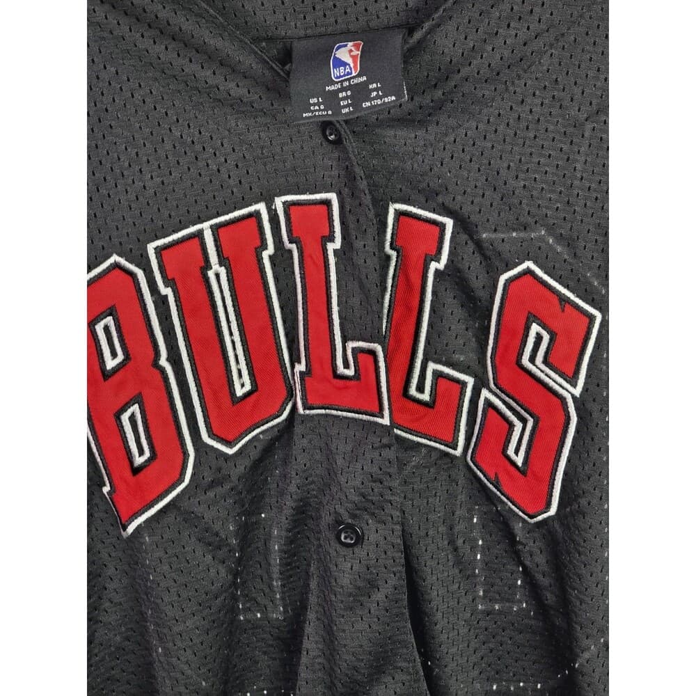 Chicago Bulls Men’s Large Mesh NBA Button Up Jersey
