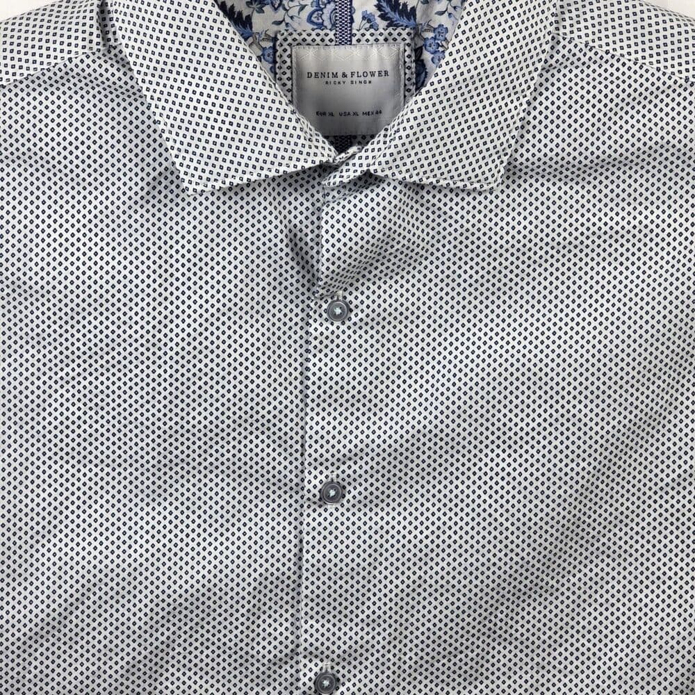 Denim & Flower Men's XL White with Blue Flower Pattern Short Sleeve Shirt