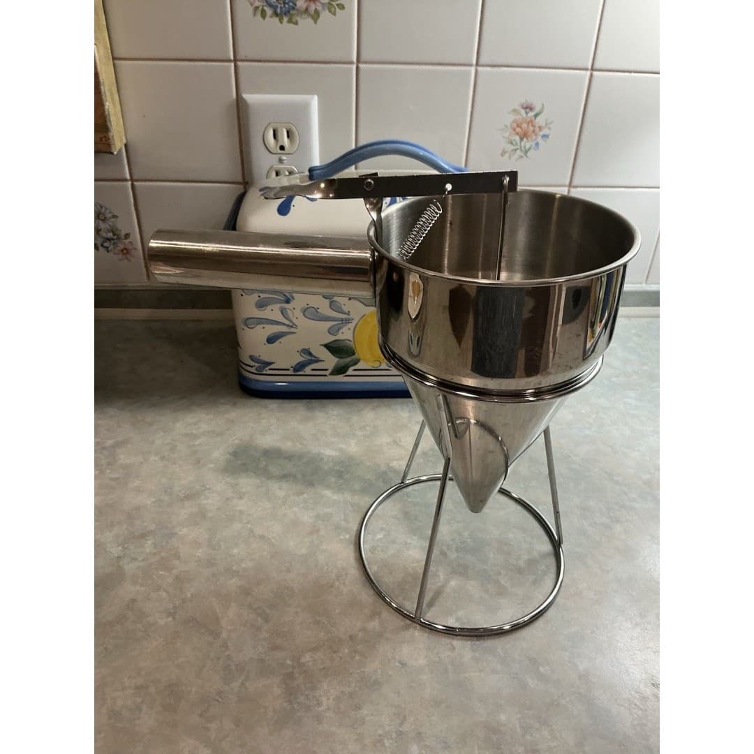 20/40 oz Pancake Batter Dispenser, Stainless Steel Funnel Cake Dispenser