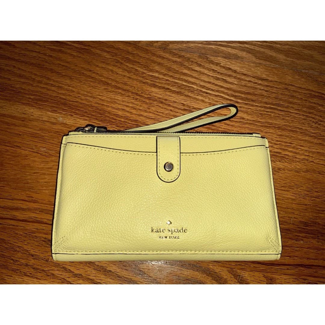 Kate Spade New York Jackson Medium Universal Phone Wristlet Wallet Yellow