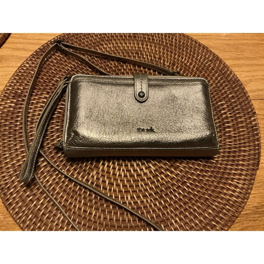 The Sak Leather Iris 3 in 1 Metallic Gold Crossbody Clutch Zip Around Wallet Bag