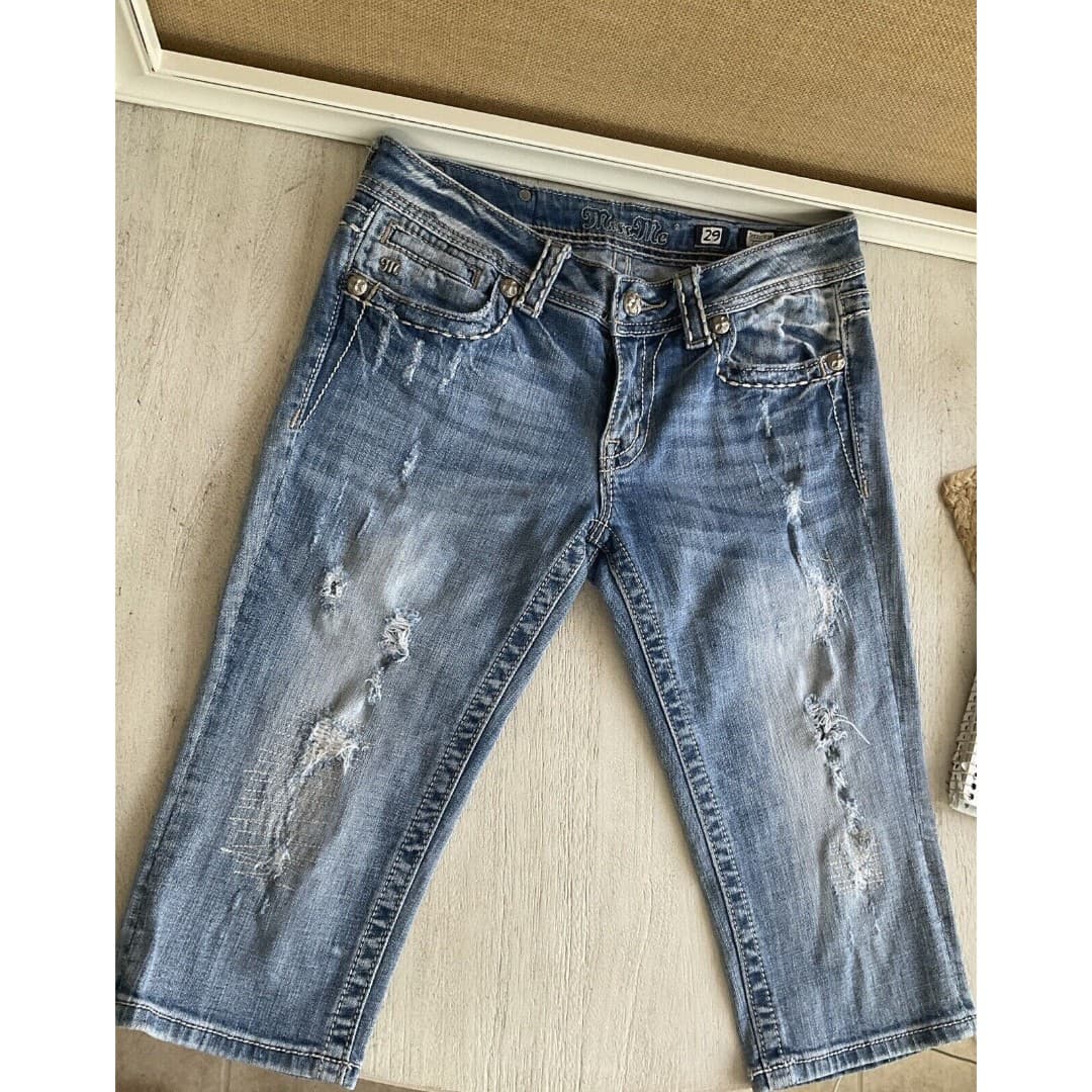 MISS ME Cross Wings Capri Jeans Embellished Size 29 JE5117P15 Western Cropped