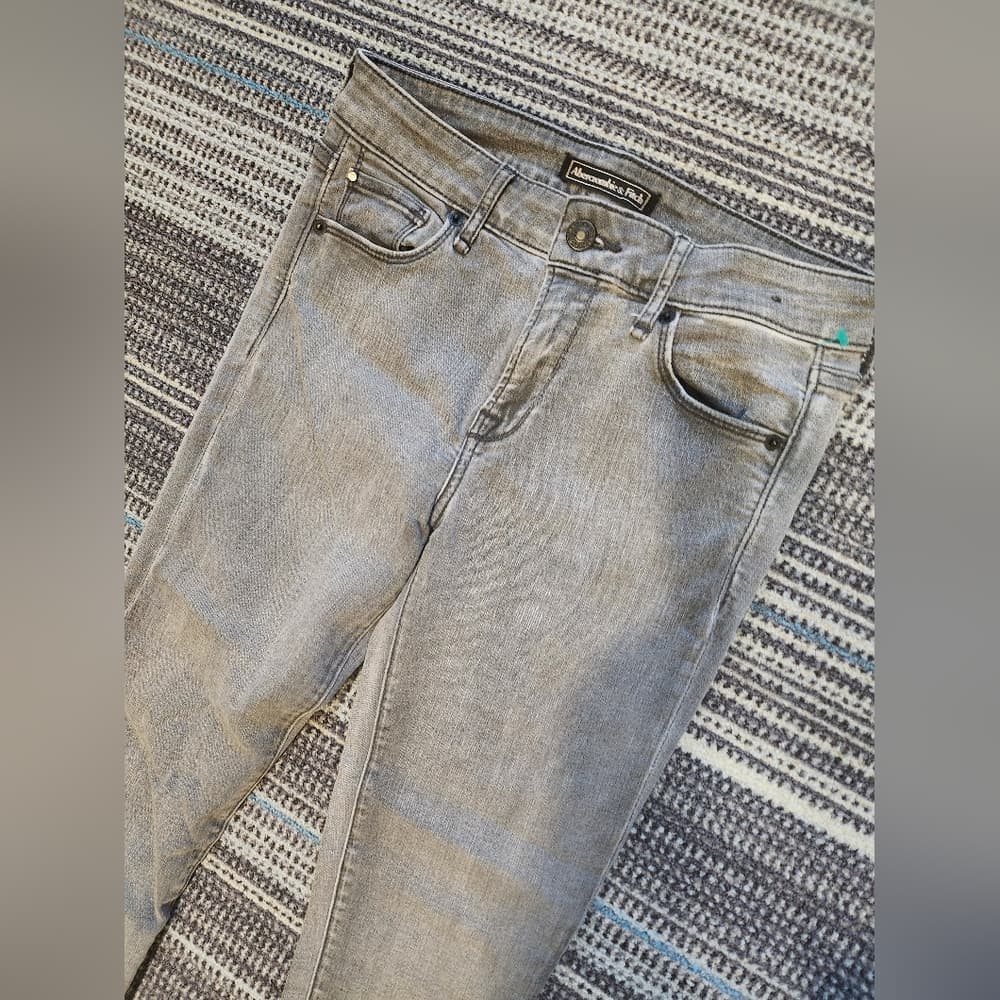 Abercrombie & Fitch Signature Collection Grey Stretch Skinny Jeans