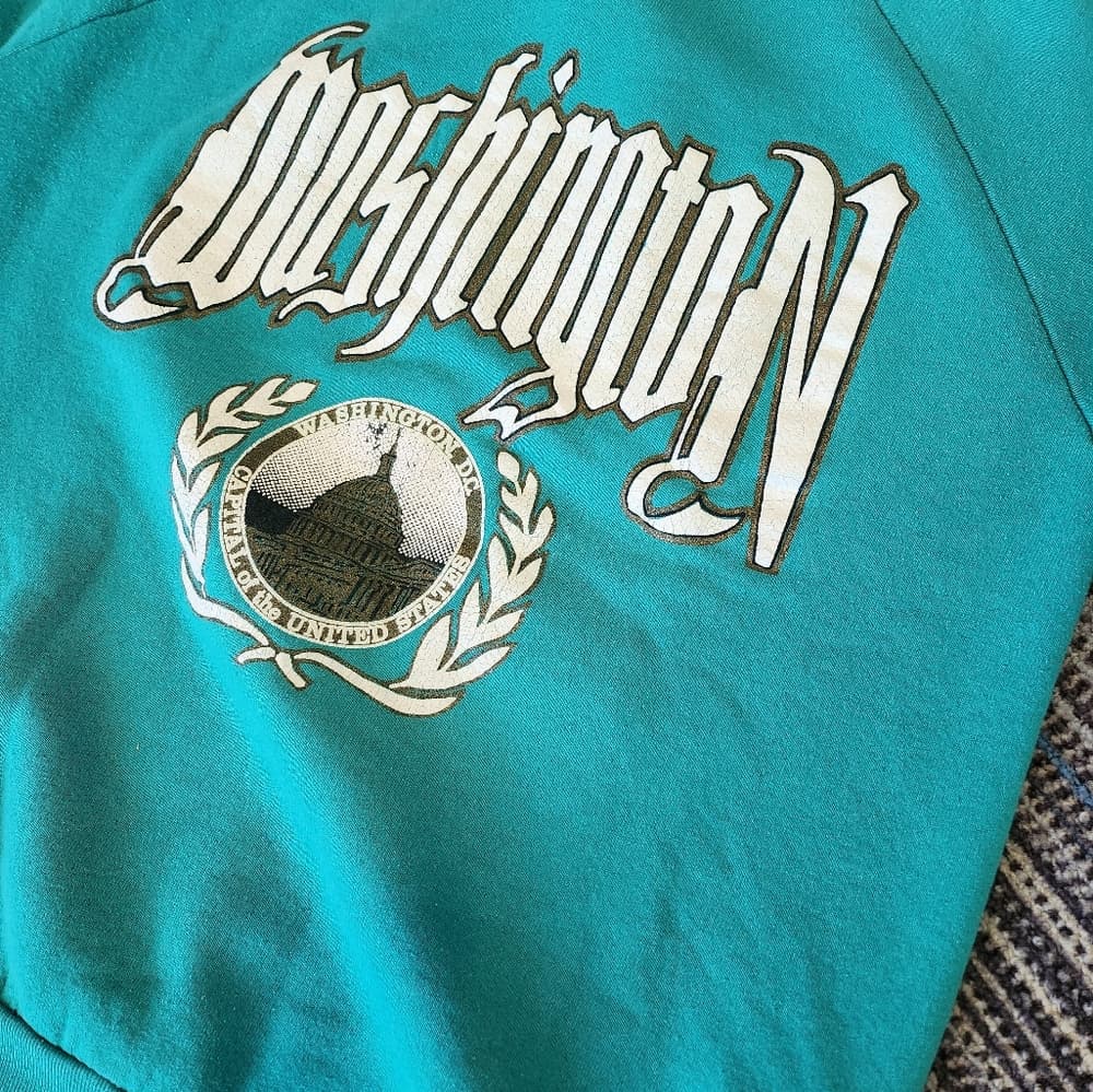 Vintage Unisex 1990s Green Washington Pullover Sweatshirt