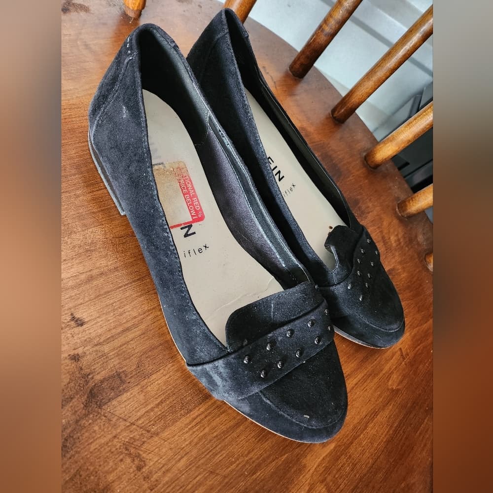 Ann Klein Black Suede Studded Dress Flats