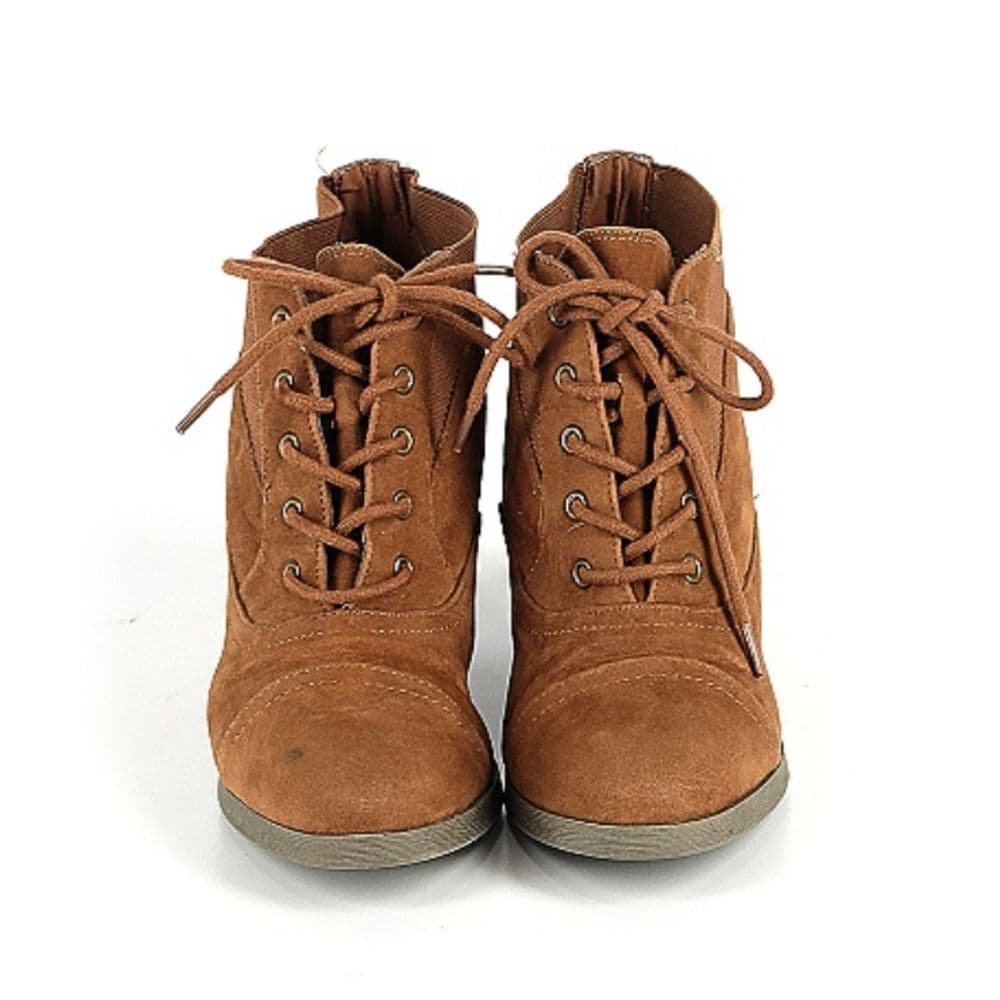 Madden Girl 🥰 Tan Brown Faux Suede Cute Wedge Ankle Booties