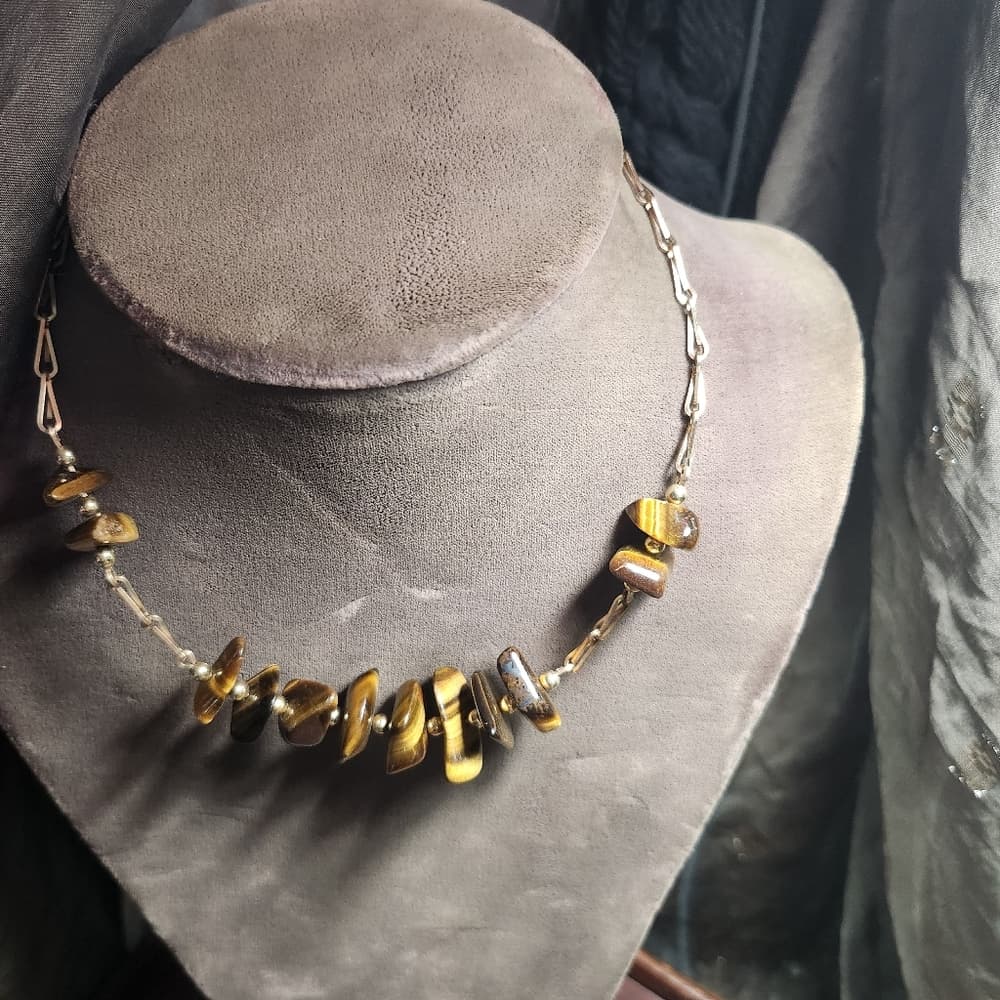 Vintage Gold and Tiger Eye Beaded Necklace with Delicate Chain Choker