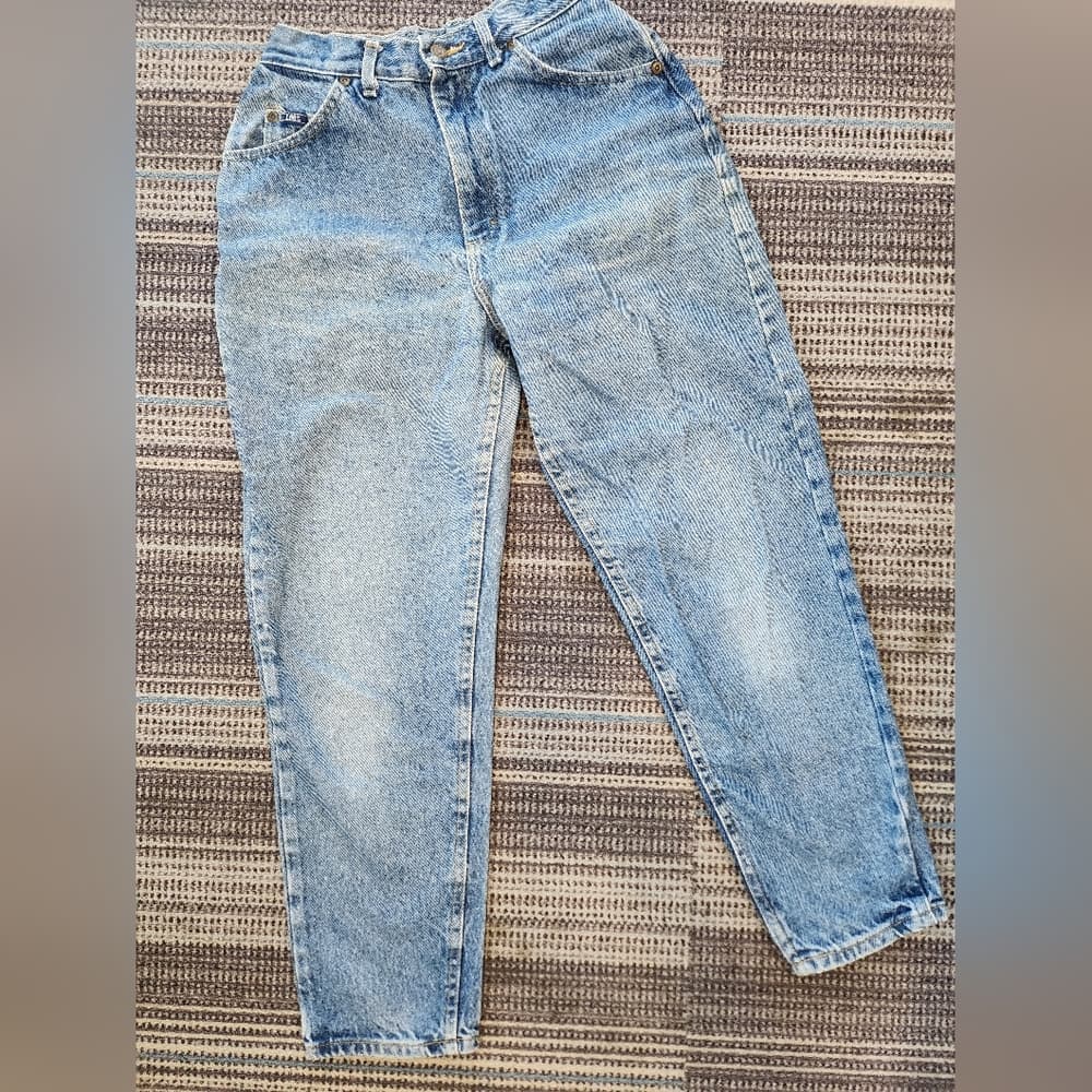 Vintage Lee Women's High Rise Light Blue Acid Wash Mom Jeans
