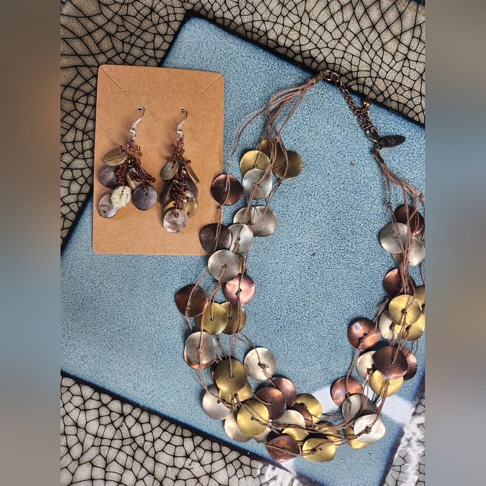 Elegant Multicolor Disc Necklace and Earring Set