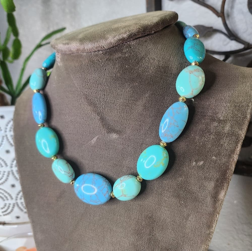 Ralph Lauren RLL Signed Chunky Turquoise + Gold Beaded Necklace Gold Tone Toggle