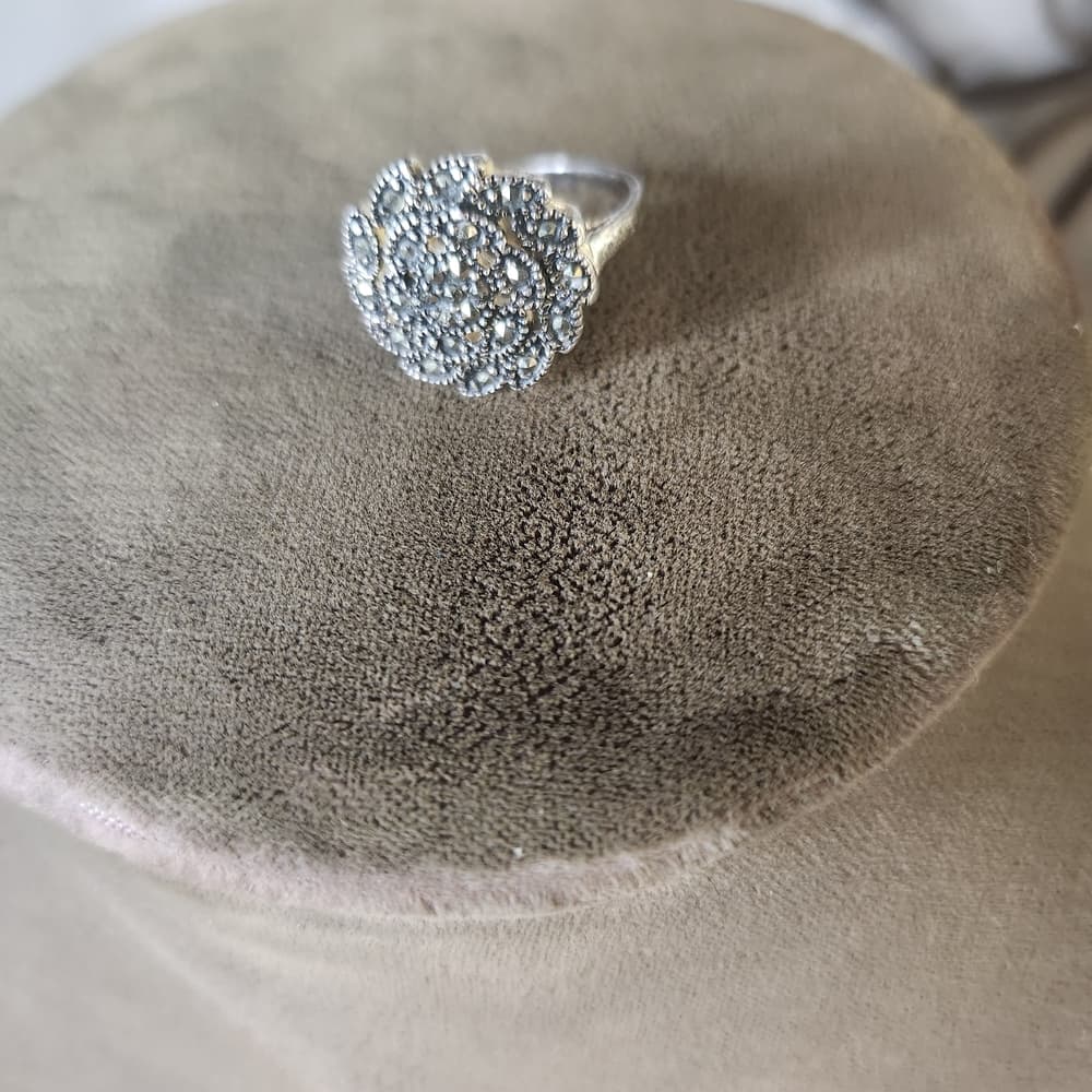 Sterling Silver Floral Marcasite Cluster Ring - 925 Size 5.5