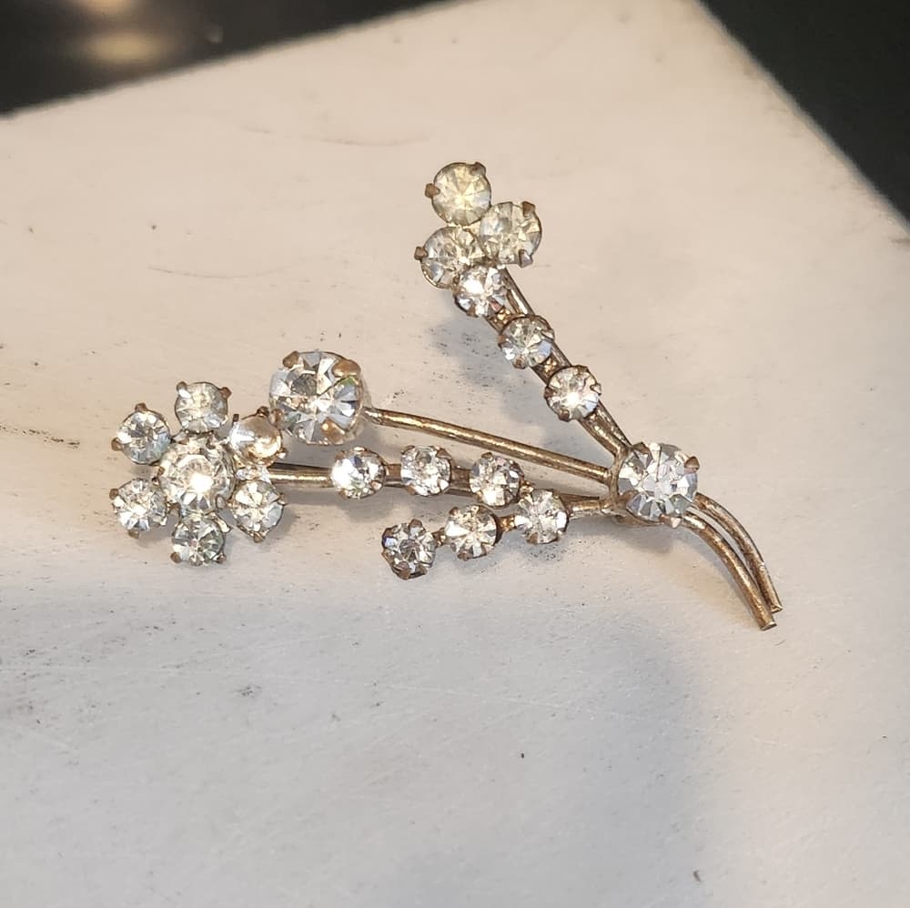 Vintage Silver Tone White Rhinestone Flower Bunch Brooch