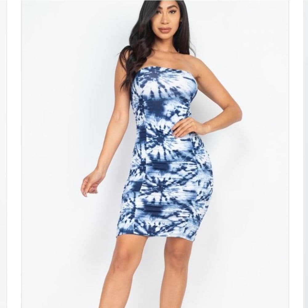 Blue and White Tie Dye Strapless Body Con Dress