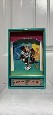 Vintage 1993 Looney Tunes Music Box On With The Show This Is It Buggs Daffy VGC