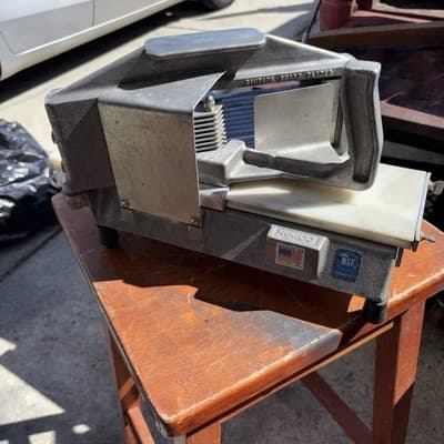 Nemco Tomato Slicer/Cutter Manual Model 55600 Restaurant Countertop Made In USA
