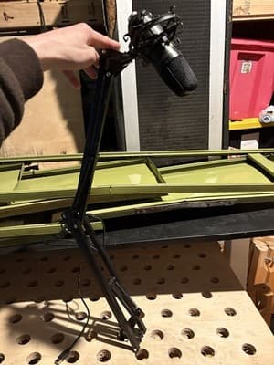 Tonor microphone TC20 With Stand LARGE DIAPHRAM.In good Shape