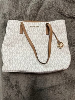 "MICHAEL KORS" Signature Tote Jet Set Vanilla Shoulder Strap/Handbag-
