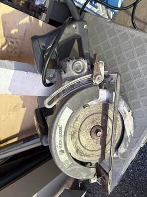 Black & Decker 7 1/4” Industrial Saw Worm Drive Model 3051 WORKS Great