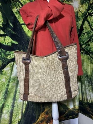 New Directions Straw With Animal Print Purse