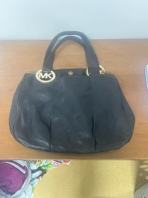 Michael Kors large tote bag top handle with wallet