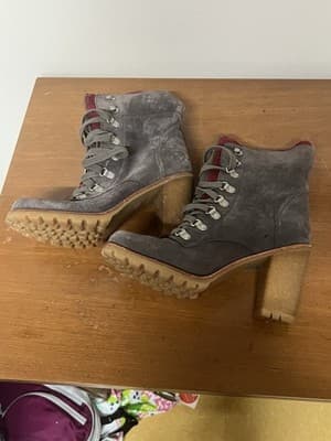 UGG Australia Boots Women sz 8 gray/burgundy zip Lace Up Combat Heel Ladies