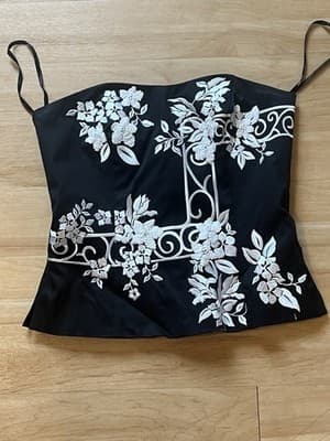 White House Black Market Bustier Corset Top Black Embroidery Sz 6 BOLO Fairy