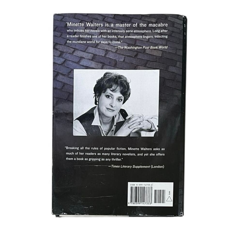 The Shape Of Snakes By Minette Walters Hardcover Book