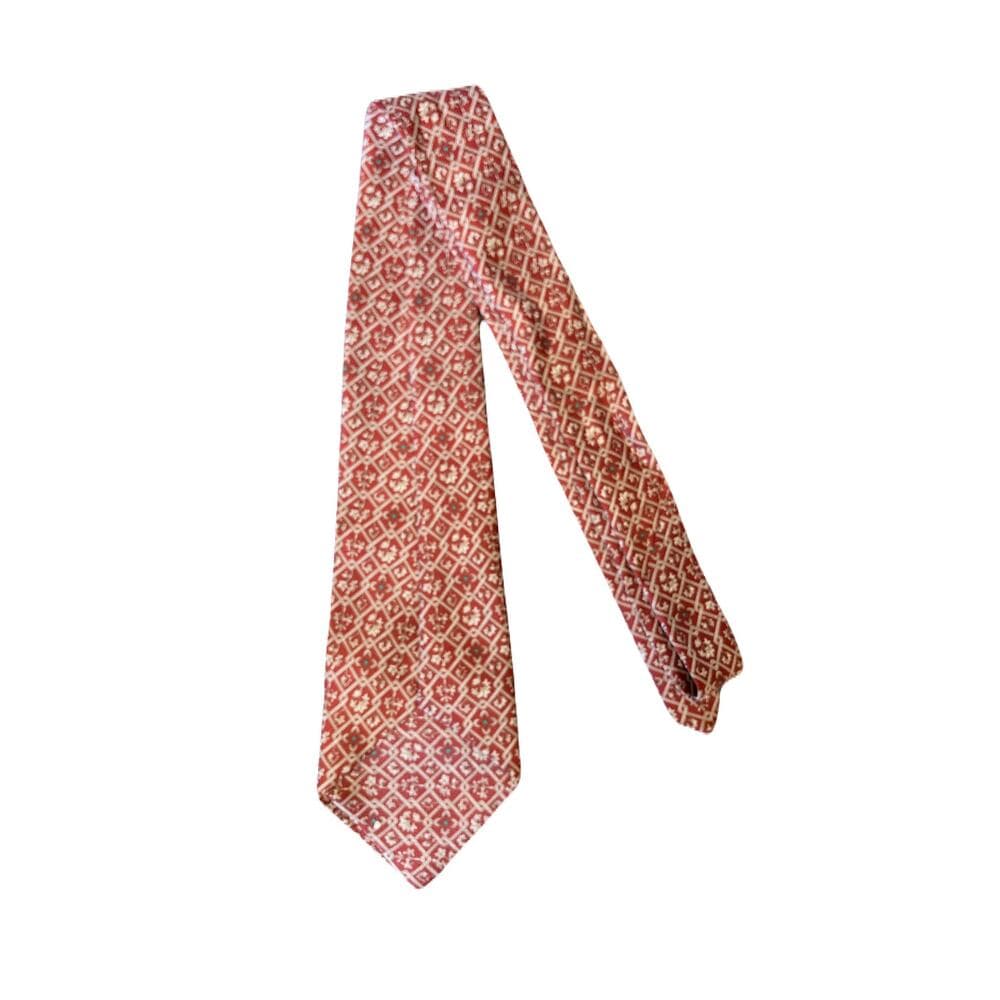Men’s Tie Red With Green Dot On it