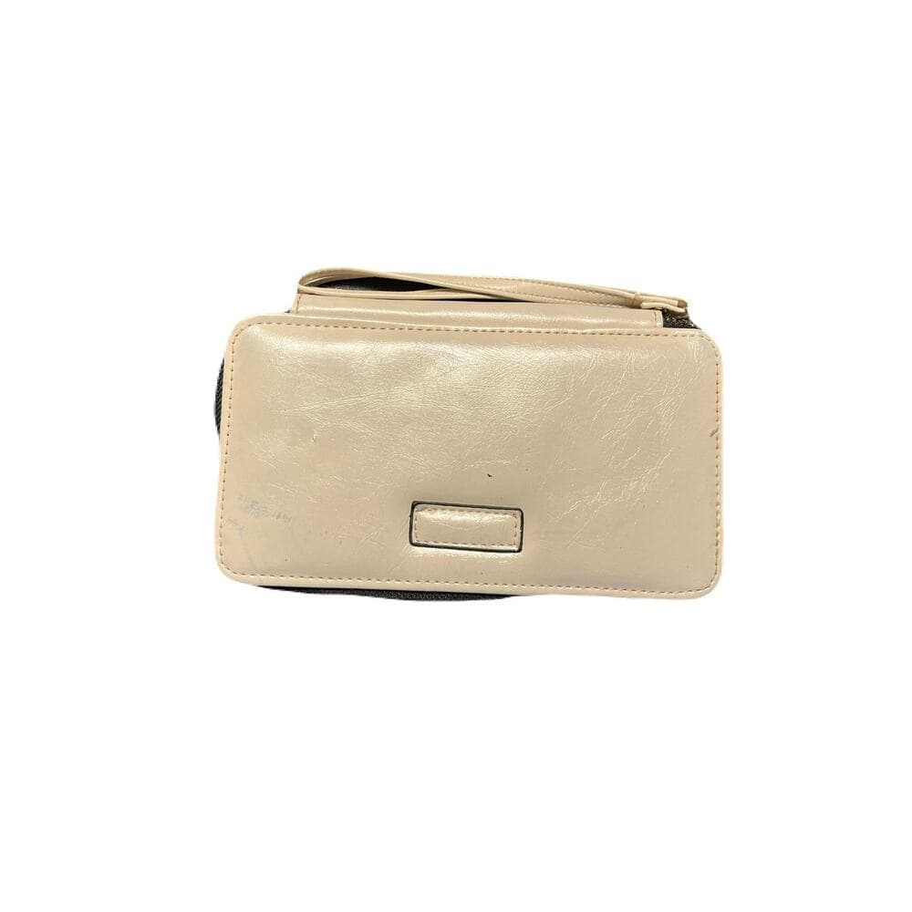 Women’s Cream Wallet 8” W X 4” L . n n n