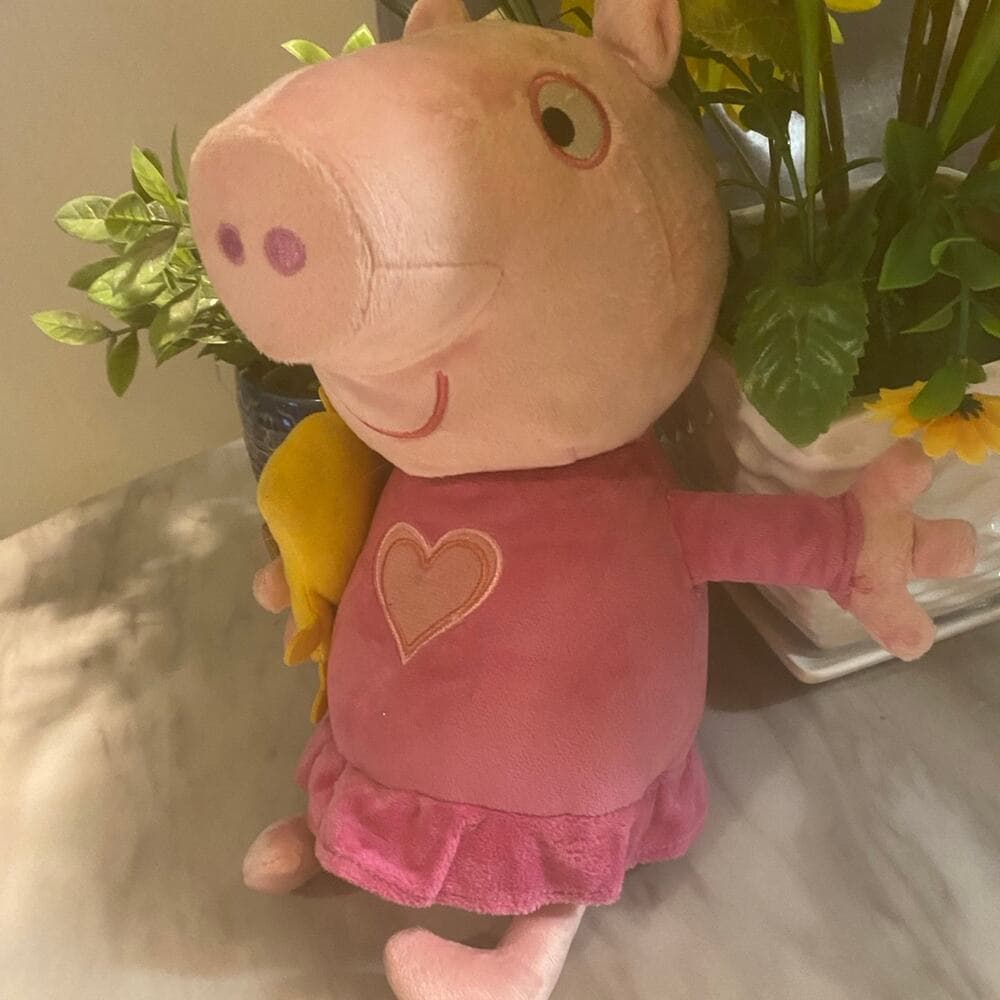 Peppa Pig Slumber N' Oink Peppa stuff animal