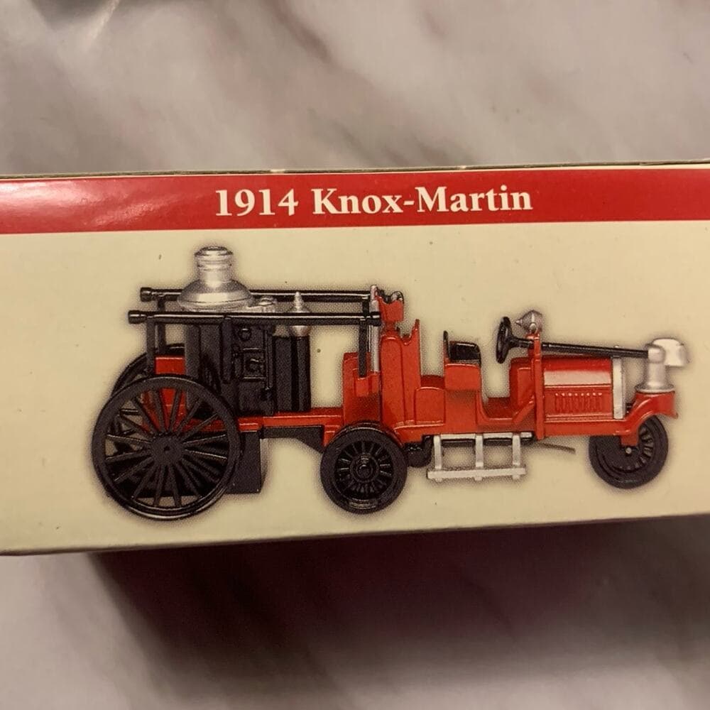 1914 Knox Martin Readers Digest Scale Model Collectable Fire Engine Truck
