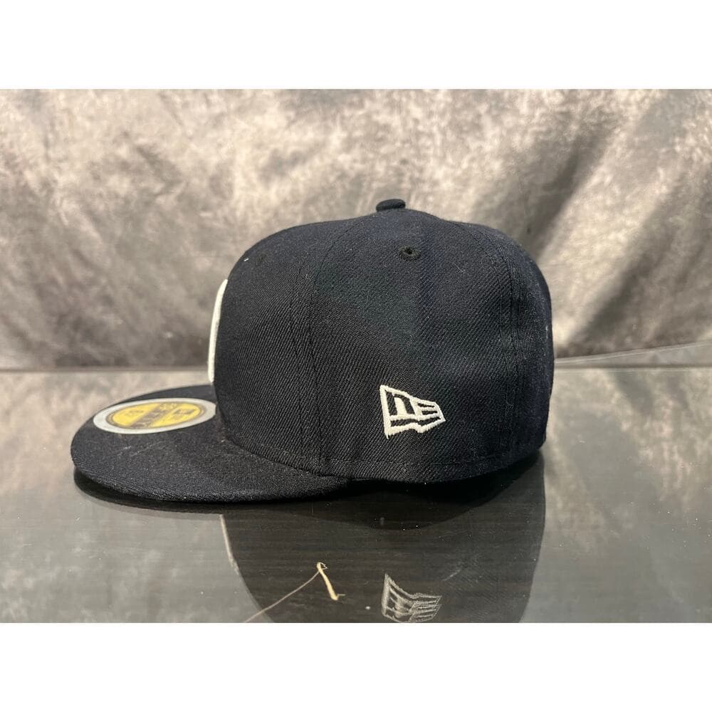 Kids New Era Hat Size 6 3/4 Navy Yankee